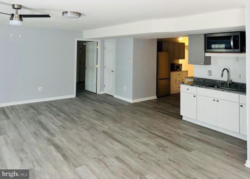 10581 Pineview Rd, MANASSAS, VA, 20111-2909 | Card Image