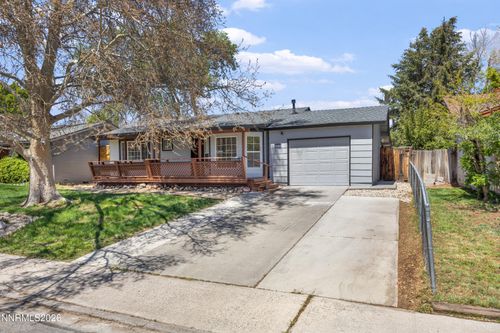 136 York Way, Sparks, NV, 89431-2347 | Card Image