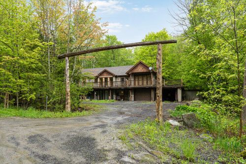 {{alt}} | Card Image