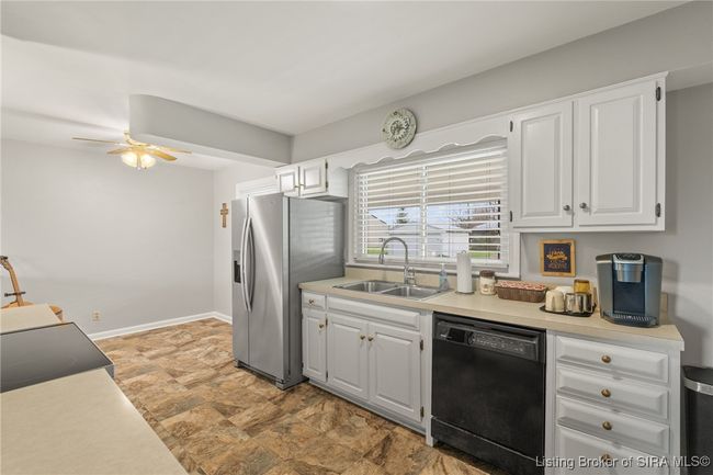 490 Morris Ave, Home with 3 bedrooms, 1 bathrooms and null parking in Corydon IN | Image 10