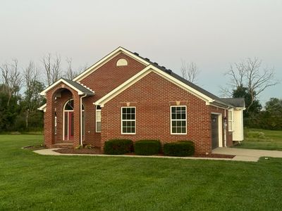 1095 Breezy Lane, House other with 3 bedrooms, 2 bathrooms and null parking in Berea KY | Image 1