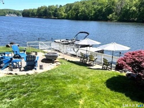 115 Roosevelt Dr, Seymour, CT, 06483-2116 | Card Image