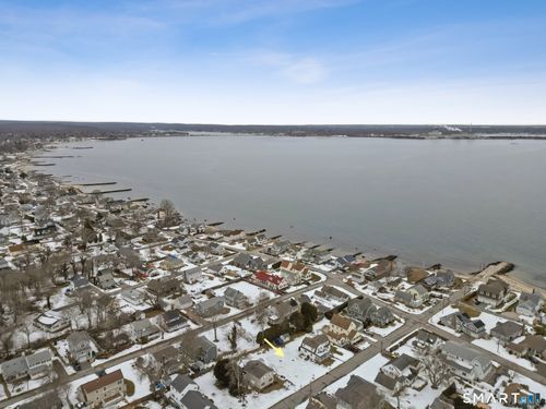 15 Osprey Rd, Niantic, CT, 06357-3836 | Card Image