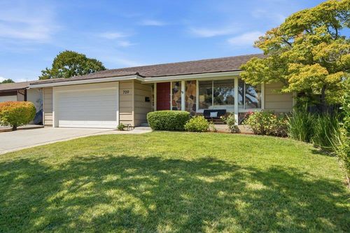 709 Carlisle Way, Sunnyvale, CA, 94087-3428 | Card Image