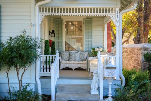 394 Ranch Road 1376, Fredericksburg, TX, 78624-7447 | Card Image