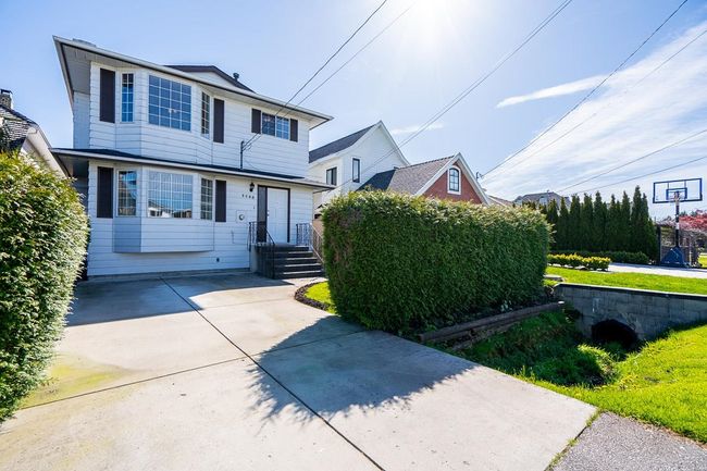 3588 Georgia Street, House other with 5 bedrooms, 2 bathrooms and 2 parking in Richmond BC | Image 1