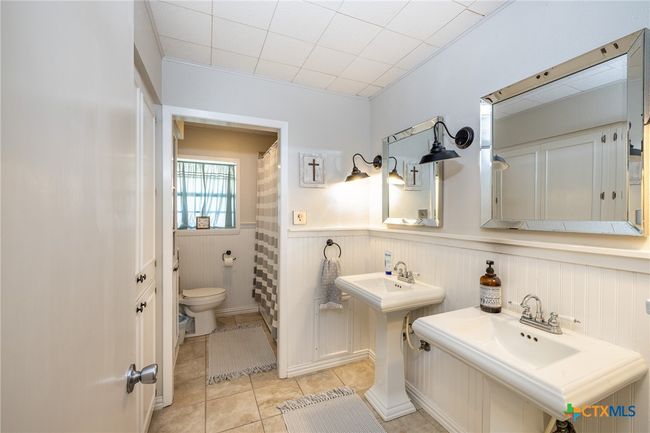 1413 Summit Dr, House other with 3 bedrooms, 3 bathrooms and null parking in Gonzales TX | Image 27