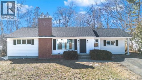 101 Douglas Ave, Woodstock, NB, E7M5Z8 | Card Image