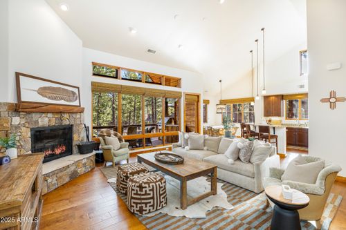 2649 S Bluebird Ct, Flagstaff, AZ, 86005-3194 | Card Image