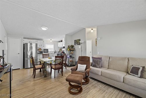 261 Kite St, Pahrump, NV, 89048-5442 | Card Image