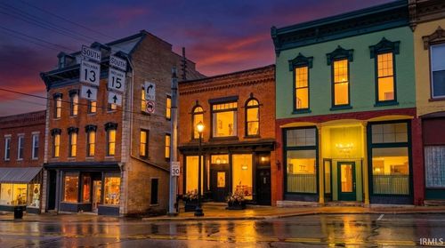 144 S Wabash St, Wabash, IN, 46992-3158 | Card Image