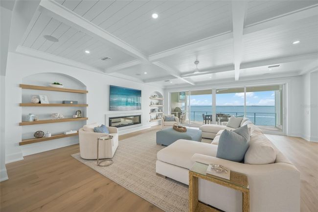 619 Key Royale Dr, House other with 5 bedrooms, 8 bathrooms and null parking in HOLMES BEACH FL | Image 7