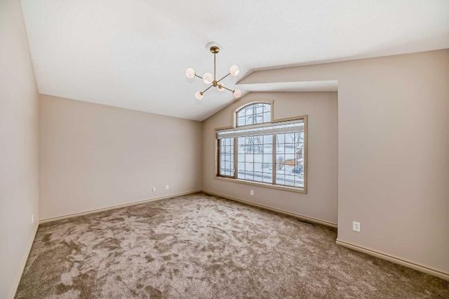 1A Tusslewood Drive Nw, Home with 3 bedrooms, 2 bathrooms and 4 parking in Calgary AB | Image 34