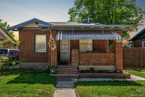 2564 S Acoma St, Denver, CO, 80223-4404 | Card Image