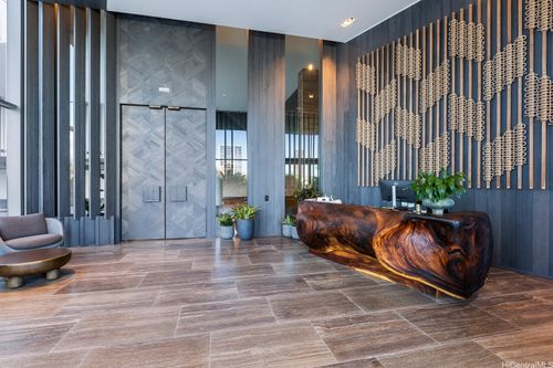 apt-1710-1000 Auahi St, Honolulu, HI, 96814-3360 | Card Image