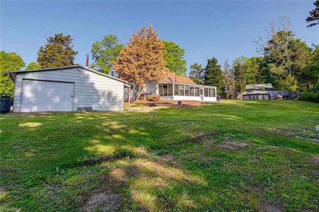 242 Crestwood Cir, House other with 3 bedrooms, 2 bathrooms and null parking in High Point NC | Image 35