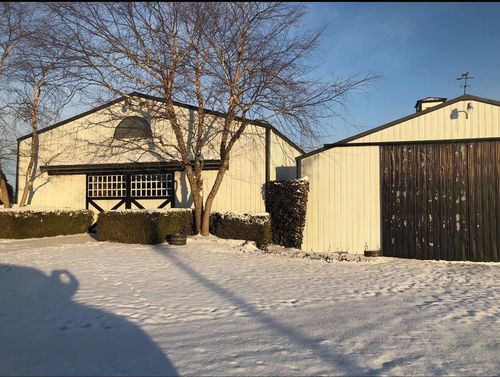 850 Scotts Ferry Rd E, Versailles, KY, 40383-9654 | Card Image