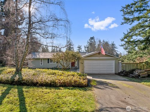 2123 Viewcrest Pl, Oak Harbor, WA, 98277-8609 | Card Image