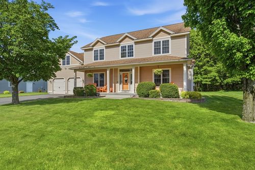63 Caddyshack Dr, Chicopee, MA, 01020-4644 | Card Image