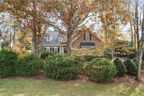 1905 Curraghmore Rd, Clemmons, NC, 27012-8989 | Card Image