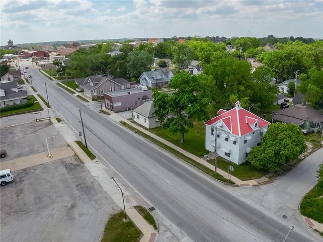 511 E 9 Th St, House other with 5 bedrooms, 1 bathrooms and null parking in Trenton MO | Image 24