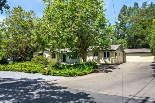 7898 Joyce Drive, Sebastopol, CA, 95472 | Card Image