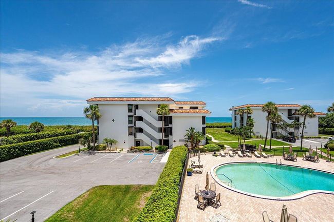 APT-323 - 4100 Highway A1a, Condo with 3 bedrooms, 3 bathrooms and null parking in Hutchinson Island FL | Image 27