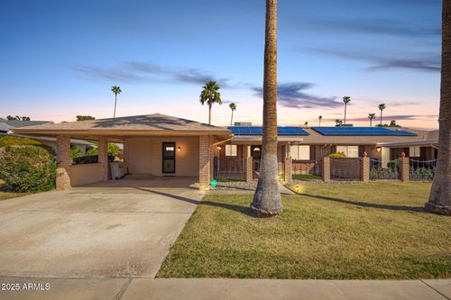 13621 N Emberwood Dr, Sun City, AZ, 85351-2312 | Card Image