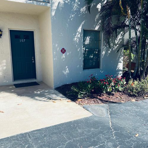 8-107-1900 S Kanner Hwy, Stuart, FL, 34994-7206 | Card Image