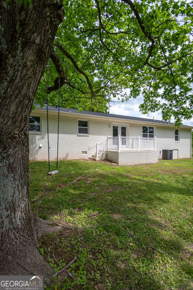 1073 We King Rd, House other with 3 bedrooms, 3 bathrooms and 3 parking in Commerce GA | Image 71