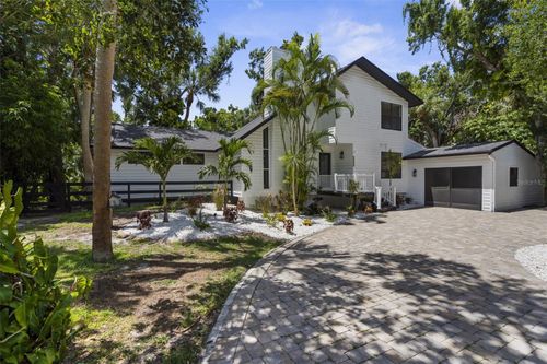 1702 Spoonbill Dr, Nokomis, FL, 34275-2472 | Card Image