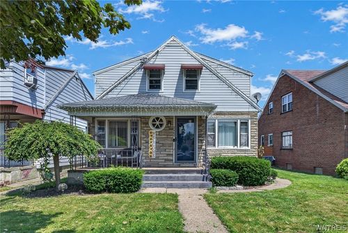 2482 Forest Ave, Niagara Falls, NY, 14301-1438 | Card Image