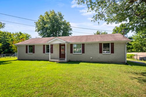 309 Peggy Dr, Cedar Hill, TN, 37032-5303 | Card Image