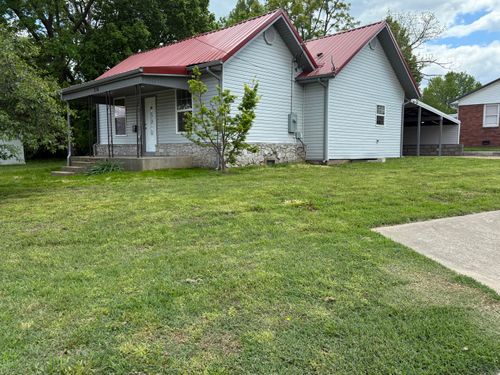 216 W Walnut St, Bolivar, MO, 65613-1959 | Card Image