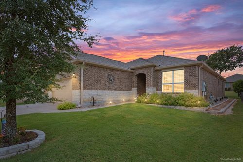 105 Medina Creek Cv, Georgetown, TX, 78633-6028 | Card Image