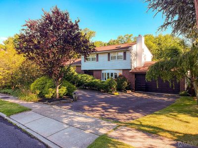 41 Agate Road, House other with 4 bedrooms, 3 bathrooms and null parking in East Brunswick NJ | Image 1