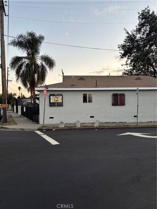 3201 Long Beach, Vernon, CA, 90058 | Card Image