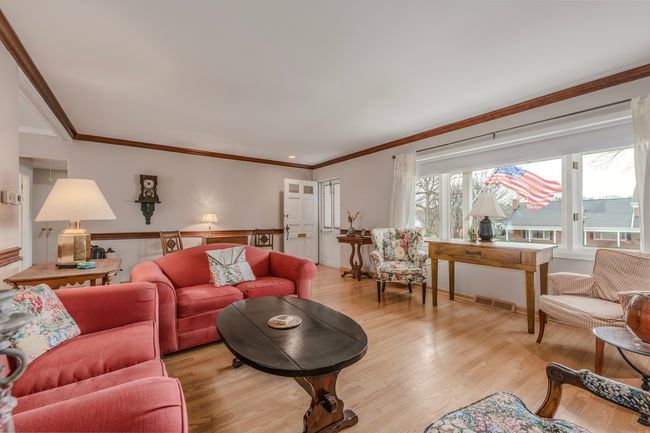 806 - 806 Chanticleer Ln, Condo with 3 bedrooms, 2 bathrooms and 2 parking in Hinsdale IL | Image 4