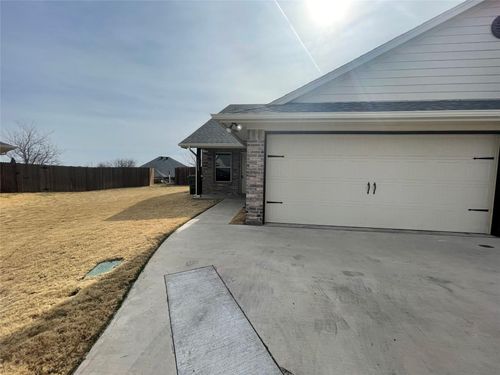 3003 Weave Ct, Granbury, TX, 76049-1280 | Card Image