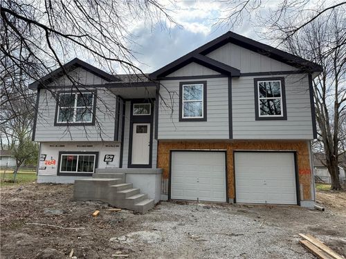 21608 S Clairmont Street, Belton, MO, 64012 | Card Image