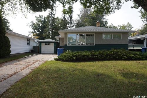 77 Millar Cres, Regina, SK, S4S1N3 | Card Image