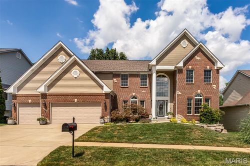 1419 Legacy Cir, Fenton, MO, 63026-2375 | Card Image