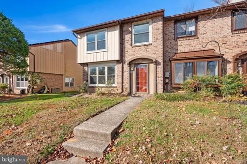 3964 Bainbridge Ct, BENSALEM, PA, 19020-4817 | Card Image