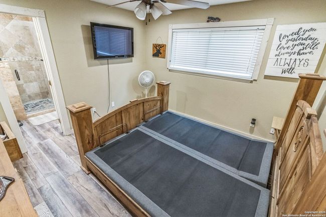 212 Briarcreek St, House other with 2 bedrooms, 2 bathrooms and null parking in Richwood TX | Image 17