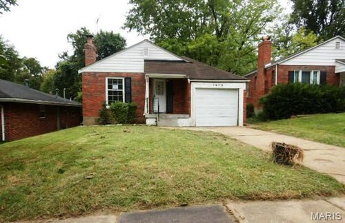 7404 Hillsdale Dr, Saint Louis, MO, 63121-4746 | Card Image