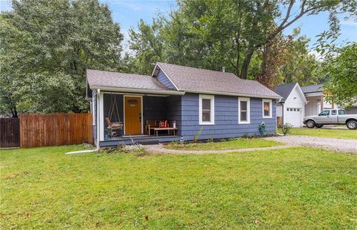 8503 Hayes St, Overland Park, KS, 66212-3536 | Card Image