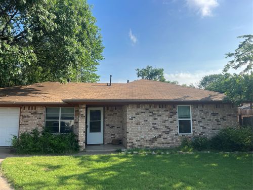 316 E White St, Pilot Point, TX, 76258-4262 | Card Image
