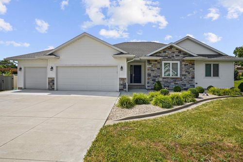 3909 16th Place, Kenosha, WI, 53144 | Card Image