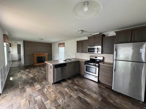 8 Holt Dr., Duluth, MN, 55808 | Card Image