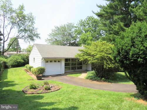 1201 Stotesbury Ave, GLENSIDE, PA, 19038-7439 | Card Image